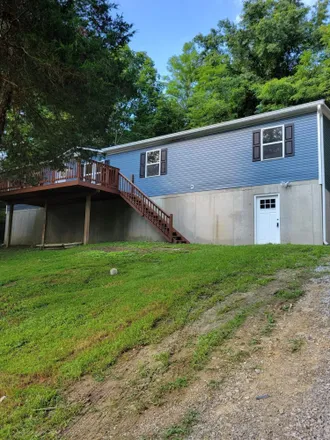 Buy this 4 bed house on Bentwood Hills Drive in Wilder, Campbell County