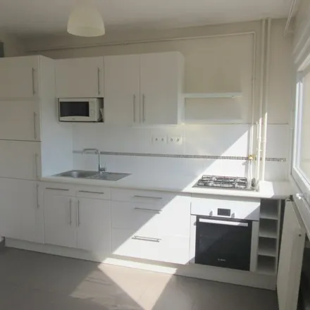 Rent this 2 bed apartment on 166 Rue du Général de Gaulle in 59110 La Madeleine, France