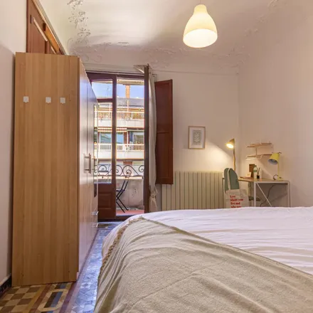 Rent this 9 bed apartment on Carrer de Mallorca in 306, 08037 Barcelona