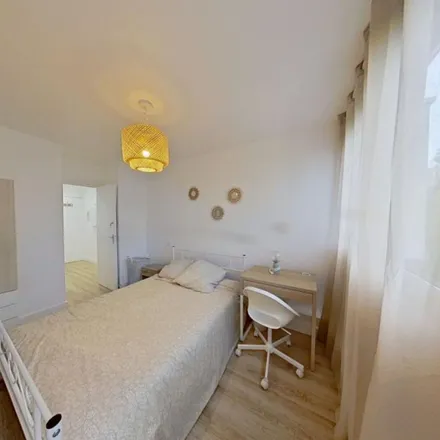 Image 3 - 45 Avenue du Hazay, 95800 Cergy, France - Apartment for rent