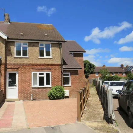Rent this 3 bed duplex on Gilmore Road in Chichester, PO19 7PZ