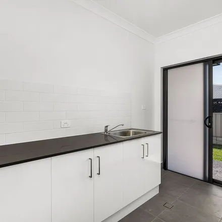 Image 9 - Steele Street, QLD 4869, Australia - Apartment for rent