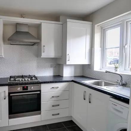 Rent this 2 bed townhouse on Kinross Way in Hinckley, LE10 0WF