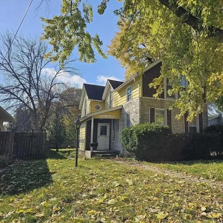 Buy this 4 bed house on 1994 20½th Avenue in Rock Island, IL 61201