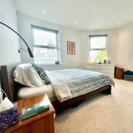 Image 3 - Chantry Drive, Ilkley, LS29 9LP, United Kingdom - Apartment for rent