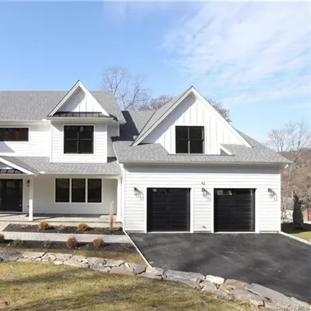 Buy this 5 bed house on 42 Mulligan Ln in New York, 10533