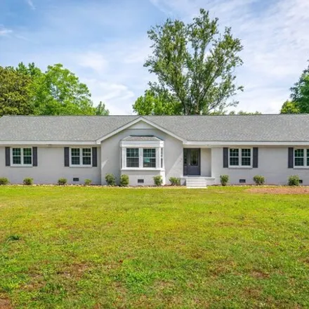 Buy this 4 bed house on 176 Lakeview Drive in Lake Glenwood, Pitt County