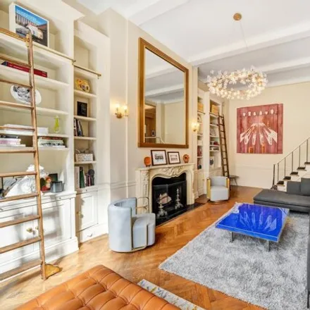 Image 5 - 14 East 75th Street, New York, NY 10021, USA - Townhouse for sale