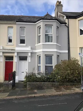 Rent this 6 bed townhouse on 62 Baring Street in Plymouth, PL4 8NG