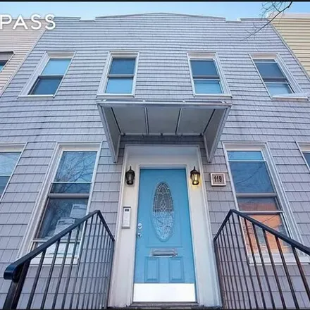 Rent this 3 bed townhouse on 119 Jewel Street in New York, NY 11222