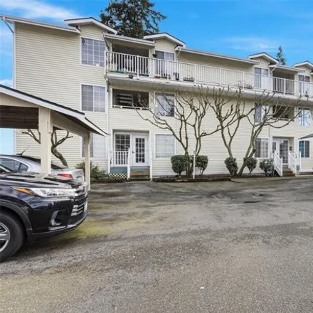 Buy this 1 bed condo on Burien View in 127 Southwest 154th Street, Burien