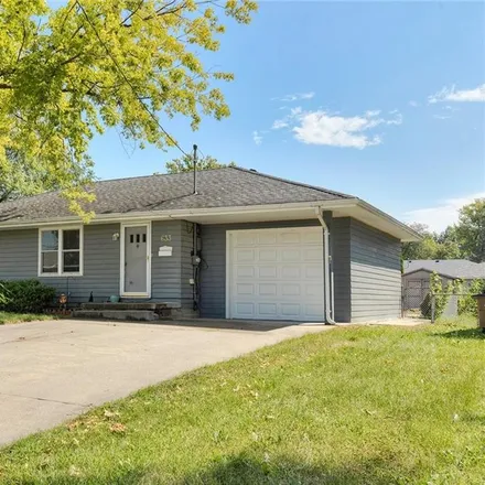 Image 2 - 633 22nd Street, West Des Moines, IA 50265, USA - House for sale