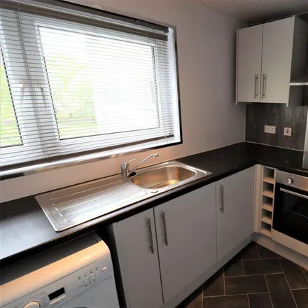 Image 2 - Glen Nevis, East Kilbride, G74 2BL, United Kingdom - Apartment for rent