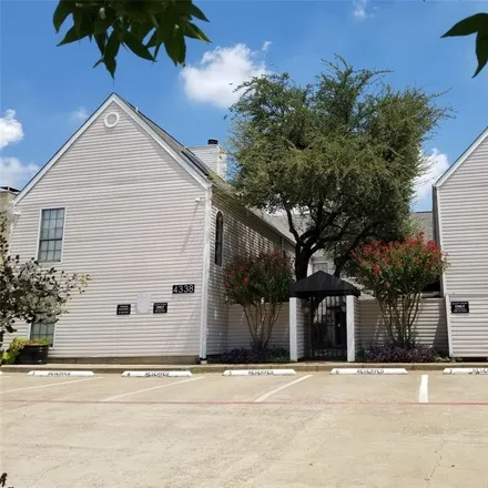 Rent this 2 bed condo on 4311 Hartford Street in Dallas, TX 75219
