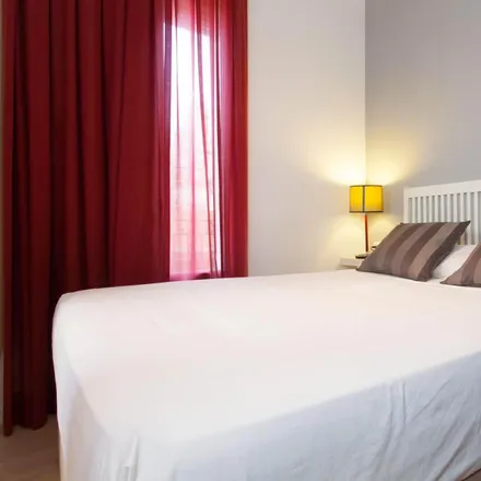 Rent this 1 bed apartment on Carrer de la Vicaria in 08001 Barcelona, Spain