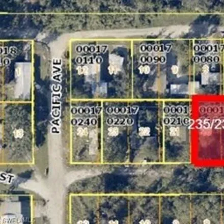 Image 5 - 351 Santa Cruz Street, Palmona Park, Lee County, FL 33903, USA - Apartment for sale