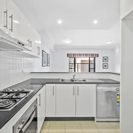 Image 3 - Sixth Avenue, Campsie NSW 2194, Australia - Apartment for rent
