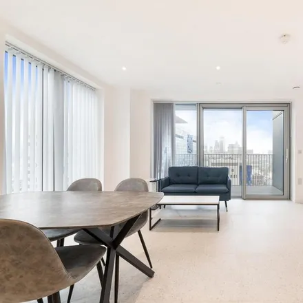 Image 2 - 126 Cavell Street, London, E1 2EE, United Kingdom - Apartment for rent