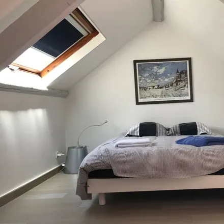 Rent this 4 bed apartment on Trouville Sur Mer in Rue Amiral de Maigret, 14360 Trouville-sur-Mer
