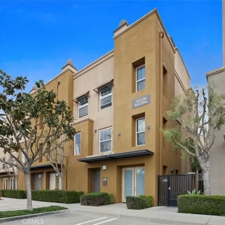 Buy this 2 bed condo on 322-336 East Truslow Avenue in Fullerton, CA 92832