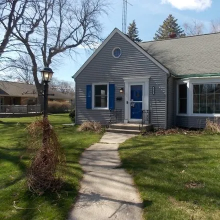 Buy this 3 bed house on 4132 Taft Road in Kenosha, WI 53142