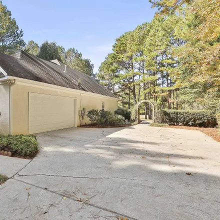 Image 4 - 300 Brechin Drive, Fayette County, GA 30276, USA - House for sale