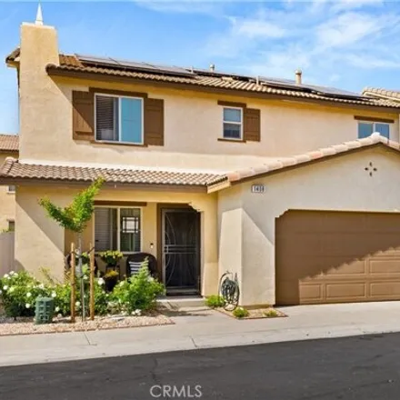 Buy this 3 bed condo on 1406 Silverberry Lane in Beaumont, CA 92223