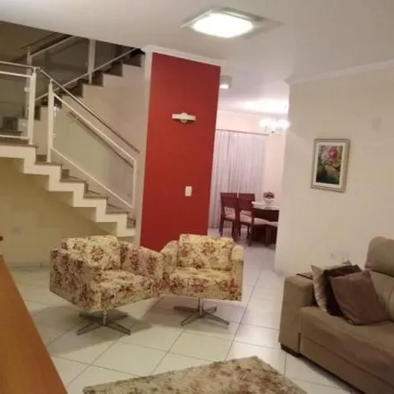 Buy this studio house on Avenida Alexandre Fleming in Cavarucanguera, Taubaté - SP