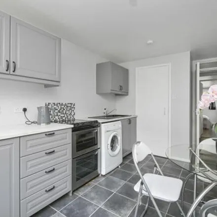 Image 5 - 15 (flat 1), Edinburgh, Eh6 8nw - Apartment for sale