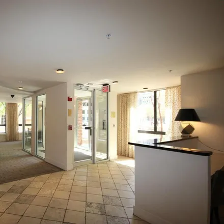 Image 4 - The Hartford Condominiums, 1200 North Hartford Street, Arlington, VA 22201, USA - Apartment for rent
