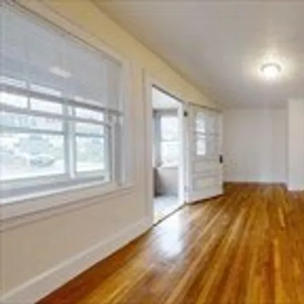 Image 2 - 45;47 Olcott Street, Watertown, MA 02455, USA - Apartment for rent