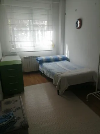Rent this 2 bed room on Calle de Valdemarín in 18, 28300 Aranjuez
