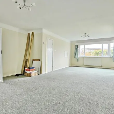 Image 1 - 10 Easton Way, Tendring, CO13 9NU, United Kingdom - Apartment for rent