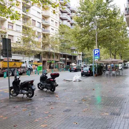 Image 2 - Carrer de Villarroel, 17, 08001 Barcelona, Spain - Apartment for rent