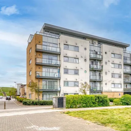 Image 3 - Tideslea Path, London, SE28 0NL, United Kingdom - Apartment for rent