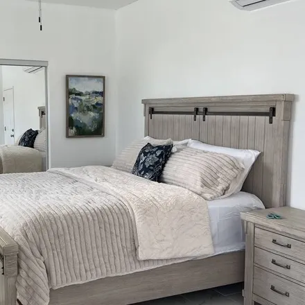 Rent this 4 bed house on Lake Havasu City