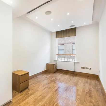 Image 4 - Pushkin House, 5a Bloomsbury Square, London, WC1A 2LP, United Kingdom - Apartment for sale