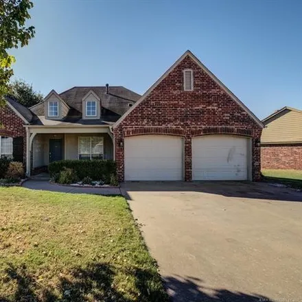 Buy this 4 bed house on West 117th Street in Jenks, OK 74037