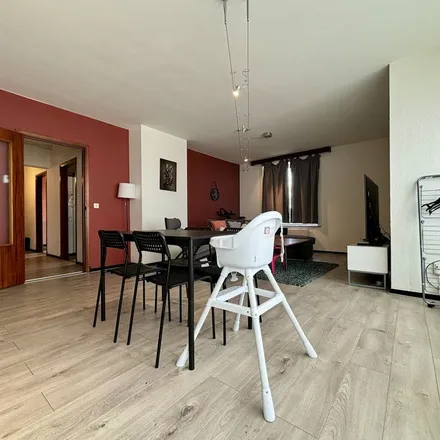 Rent this 1 bed apartment on Maastrichtersteenweg 285 in 3500 Hasselt, Belgium