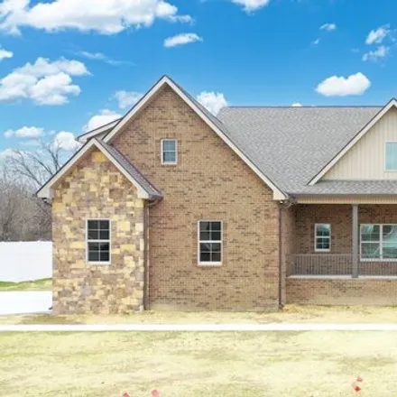 Buy this 4 bed house on Settlers Trace in Tullahoma, TN 37360
