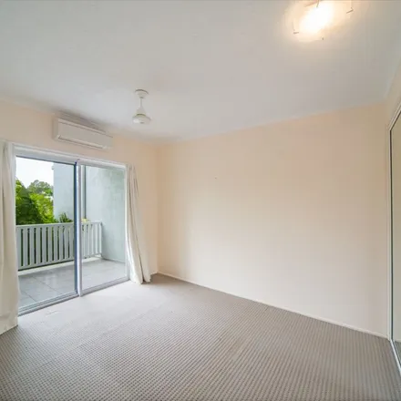 Rent this 2 bed apartment on Tropic Court in Tropic Road, Cannonvale QLD