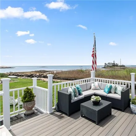 Image 1 - 5 Summer Island Road, Branford, CT 06405, USA - Loft for sale