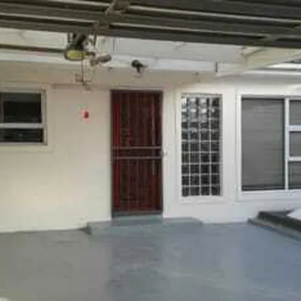 Rent this 2 bed apartment on Applemist Road in Ottery, Cape Town