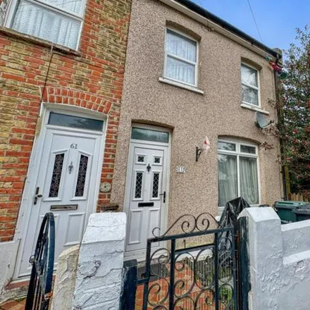 Buy this 3 bed house on Milton Social Club in 34 Raphael Road, Gravesend