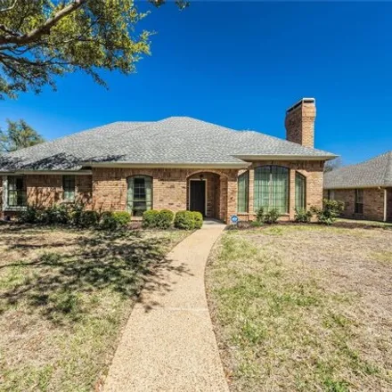 Buy this 3 bed house on 1573 Thistlewood Drive in DeSoto, TX 75115