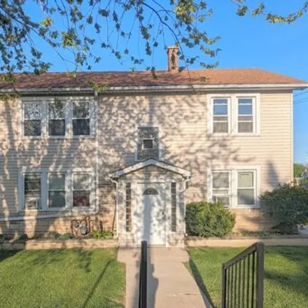 Rent this 1 bed house on 661 Walnut Street in Lemont, IL 60439