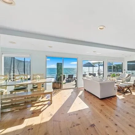 Image 2 - 25324 Malibu Road, Malibu Beach, Malibu, CA 90265, USA - House for sale