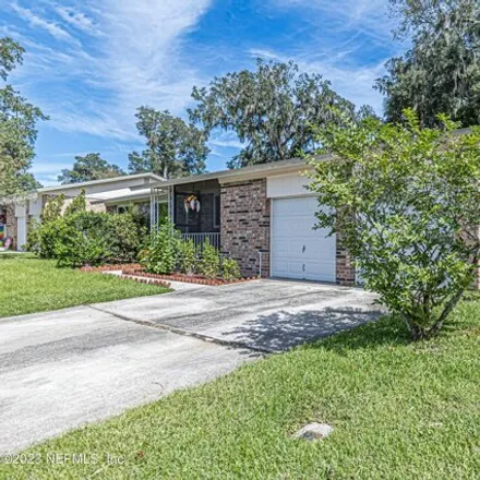 Image 2 - 2515 Independence Drive, Jacksonville Beach, FL 32250, USA - House for sale