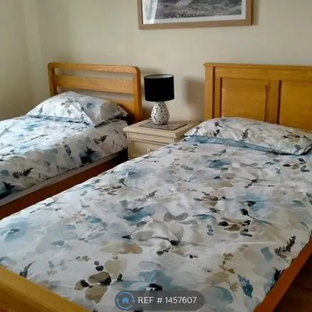 Rent this 3 bed duplex on Marklands in 37 Julian Road, Bristol