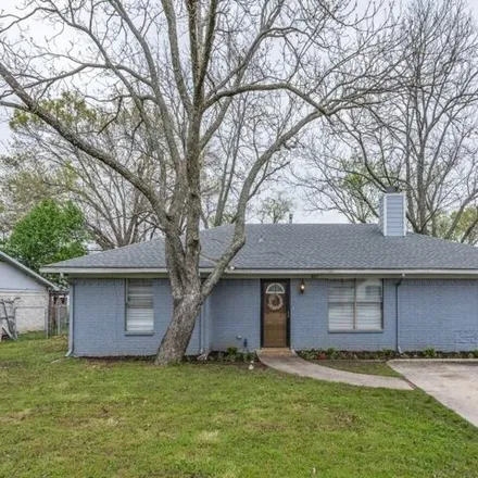 Buy this 3 bed house on 403 East McKinney Street in Pilot Point, TX 76258